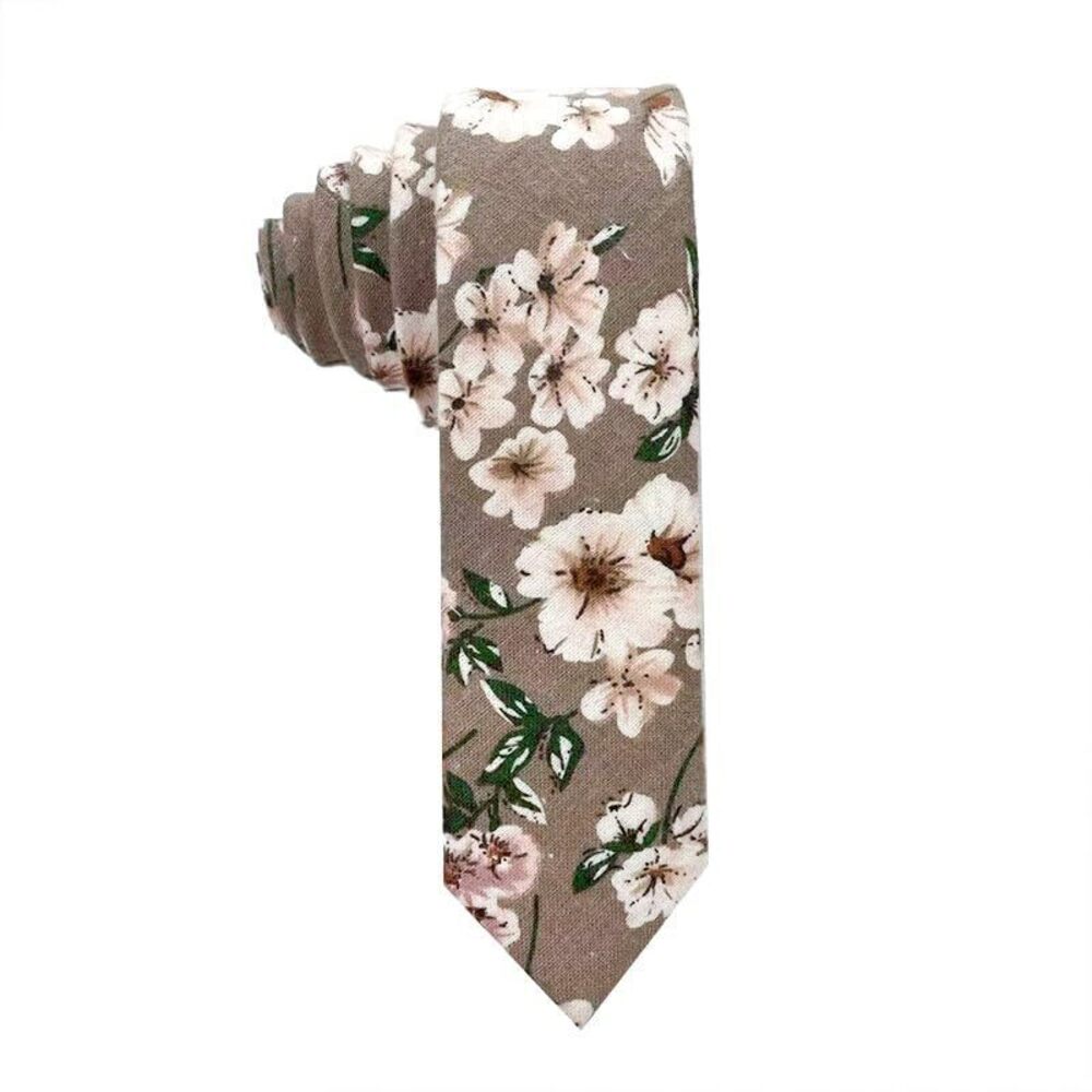 7732 Cotton ’s Floral Tie Great for weddings gifts anniversaries